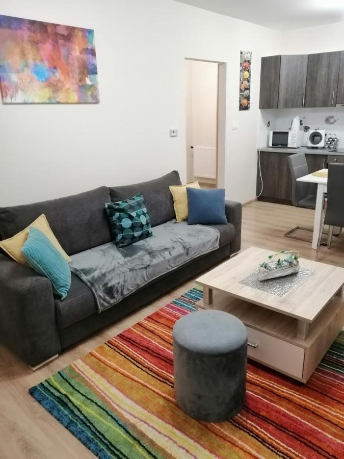 Boglarka Apartman Segedin Dış mekan fotoğraf